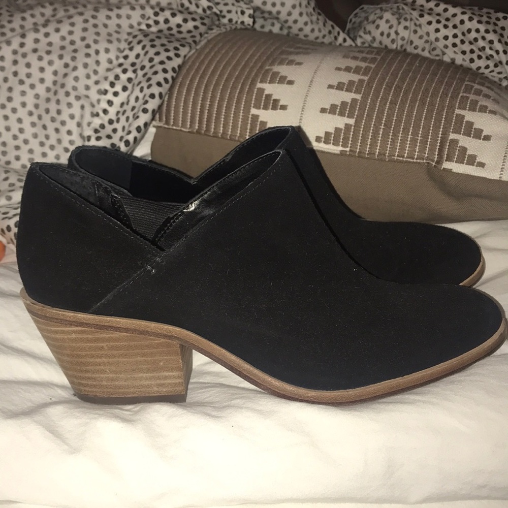 COPY - Vince Camuto black ankle booties